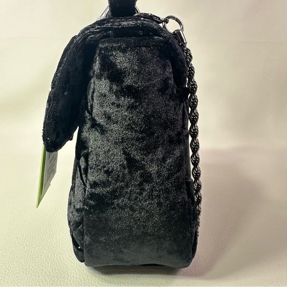 NEW SAM BRIT CRUSHED VELVET TOP HANDLE SHOULDER BAG BLACK
NWT!! - Picture 12 of 15